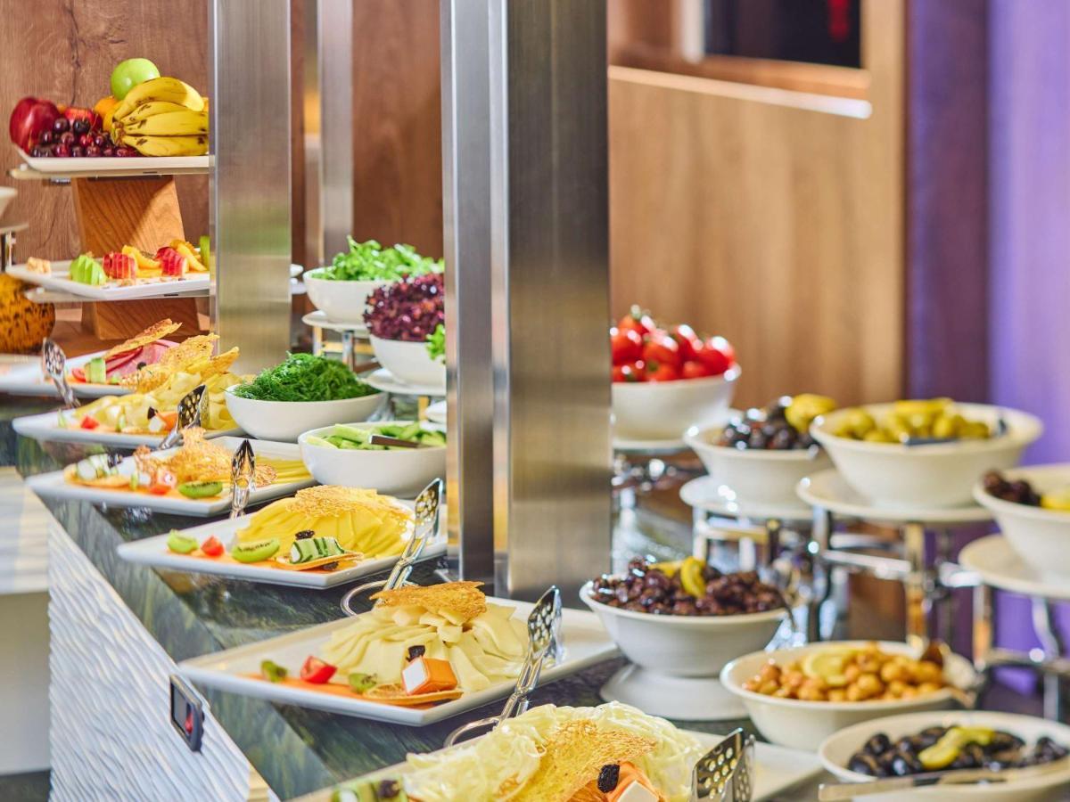 Ibis Airport Hotel 4*