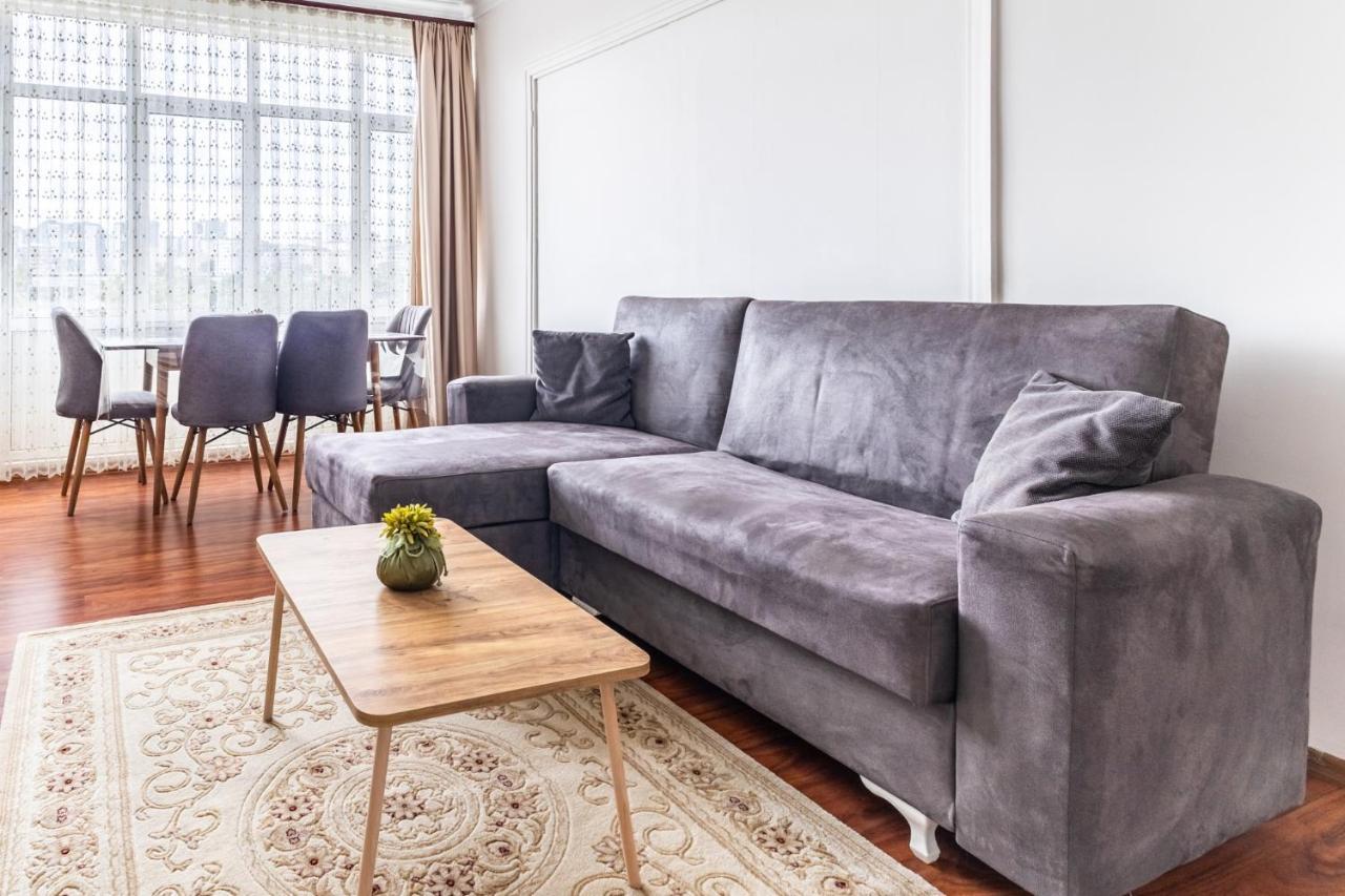 Daire Spacious Flat W Balcony Near Marmaray In Kadikoy