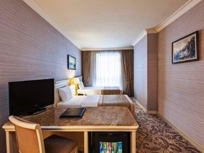 Elite World Comfy Taksim Hotel 4*