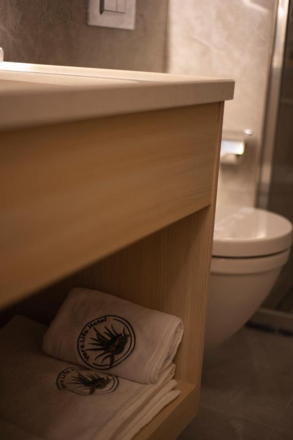 Vera Life Hotel *