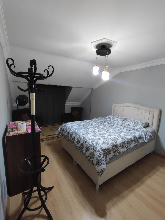 Bed & Breakfast N Play *
