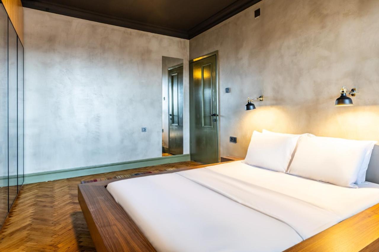Chic Flat W Balcony Bbq 10 Min To Emaar In Uskudar *