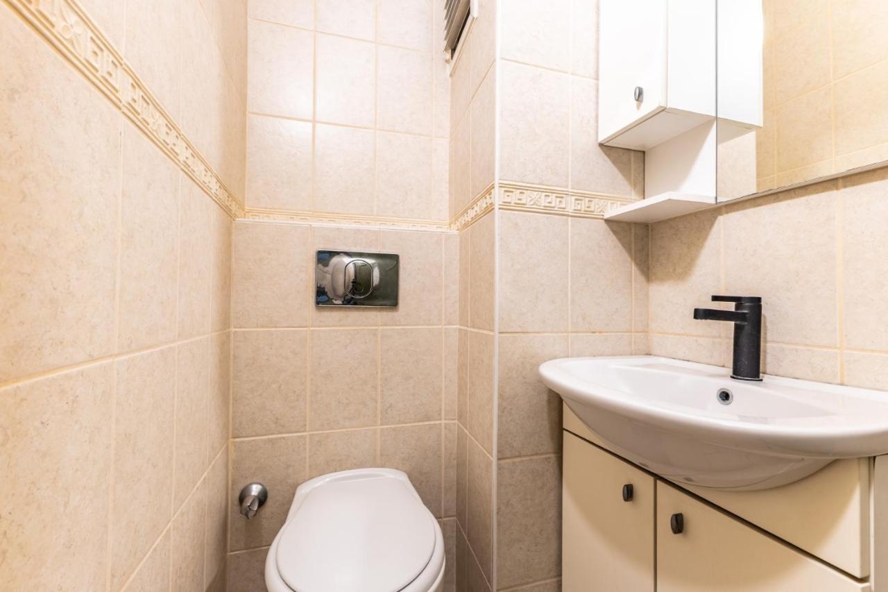 Chic Flat W Balcony Bbq 10 Min To Emaar In Uskudar Apartment *
