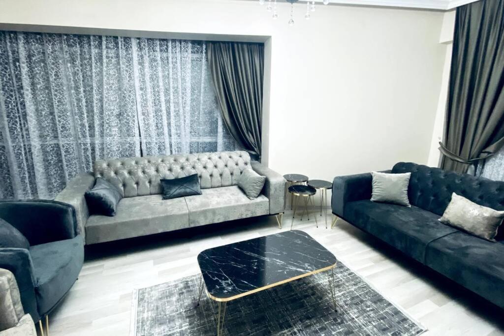 2+1 Luxury Flat , 5 Beds , Near Services Apartment *
