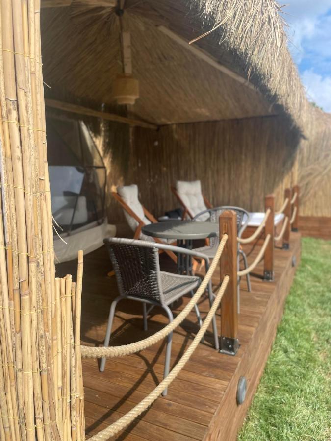 Domes Village Acomodação com café da manhã  *