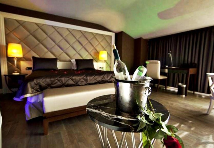 Taba Luxury And Hotel