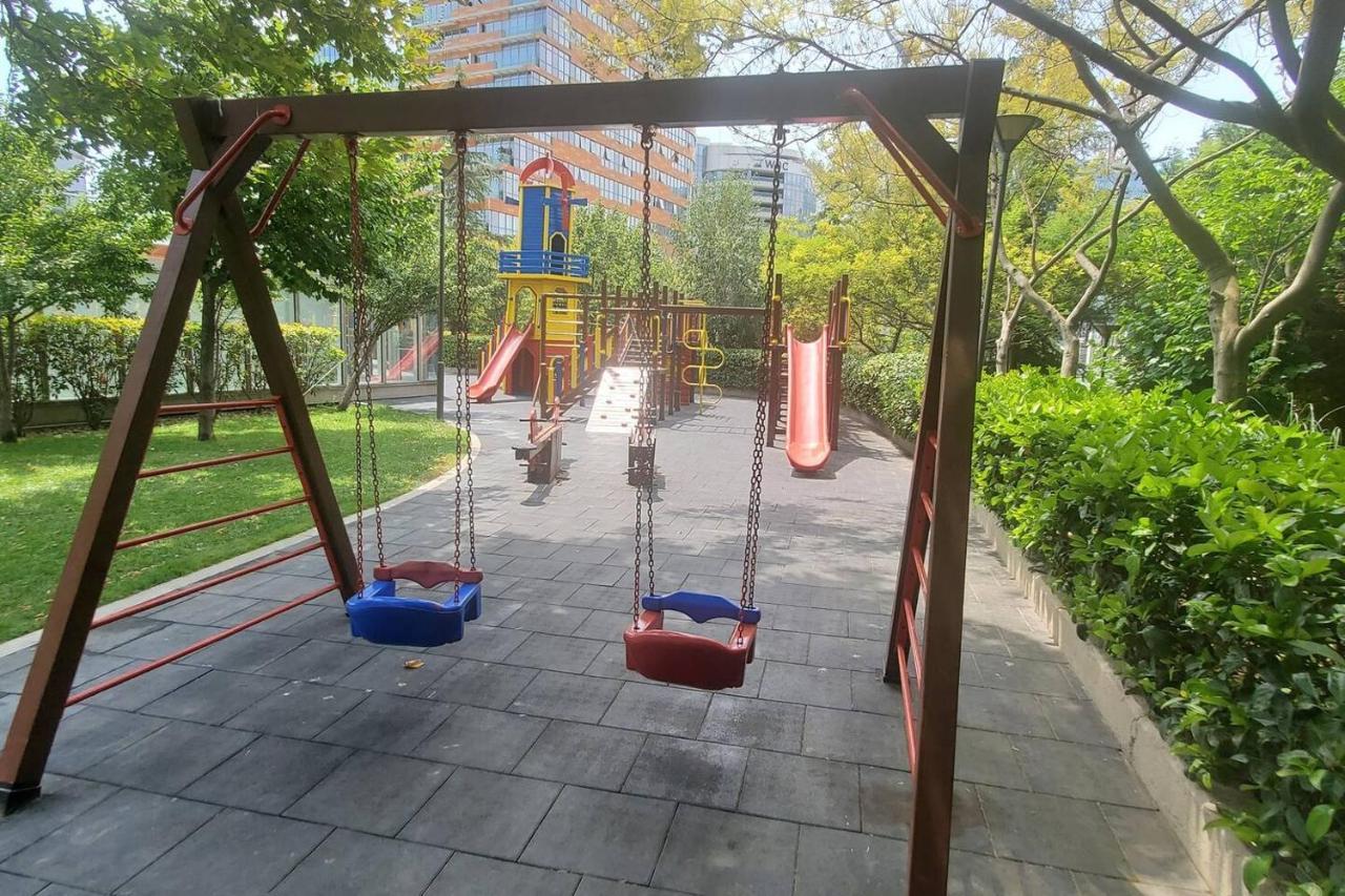Apartment Waterpark Luxury Smart Hearth Of Asian Side -open Since September 2023 -parking Compliments -next To Shopping & Dining Watergarden Mall