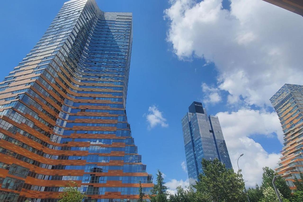 Waterpark Luxury Smart Hearth Of Asian Side -open Since September 2023 -parking Compliments -next To Shopping & Dining Watergarden Mall Apartment Istanbul