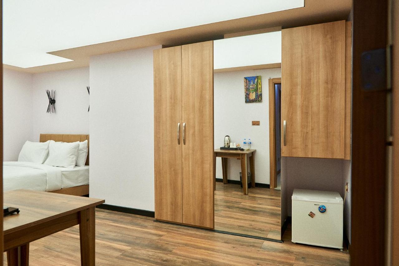 Apartment White Rabbit Apart