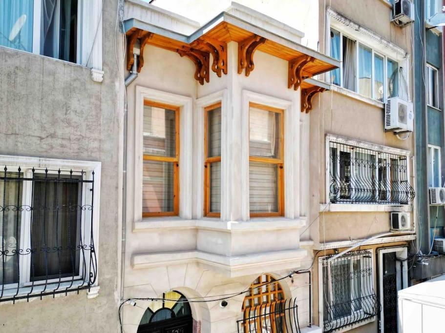 Tatil Evi Refurbished Triplex In Taksim İstanbul