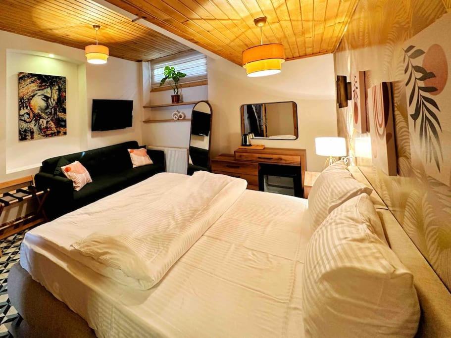 Tatil Evi Refurbished Triplex In Taksim İstanbul