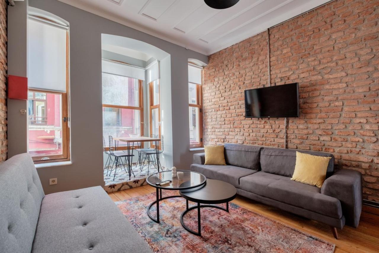 Rustic Stone Flat 5 Min To Taksim Square Istambul