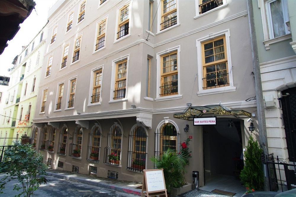 Meroddi Pera Flats