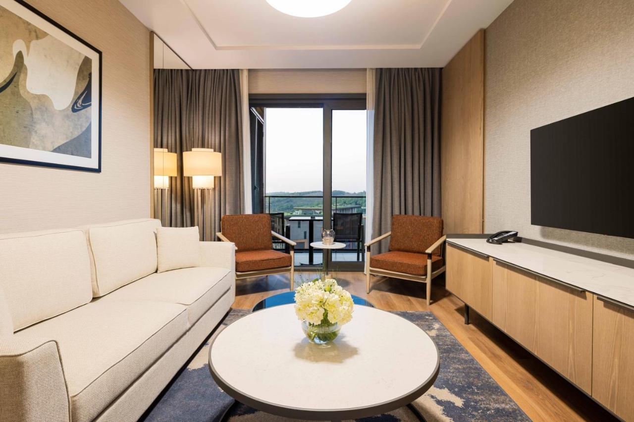 Movenpick Living Camlivadi Hotel 5*