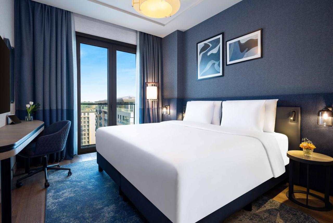 Hotel Movenpick Living Camlivadi