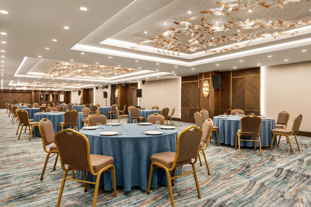 Ramada By Wyndham Umraniye Hotel