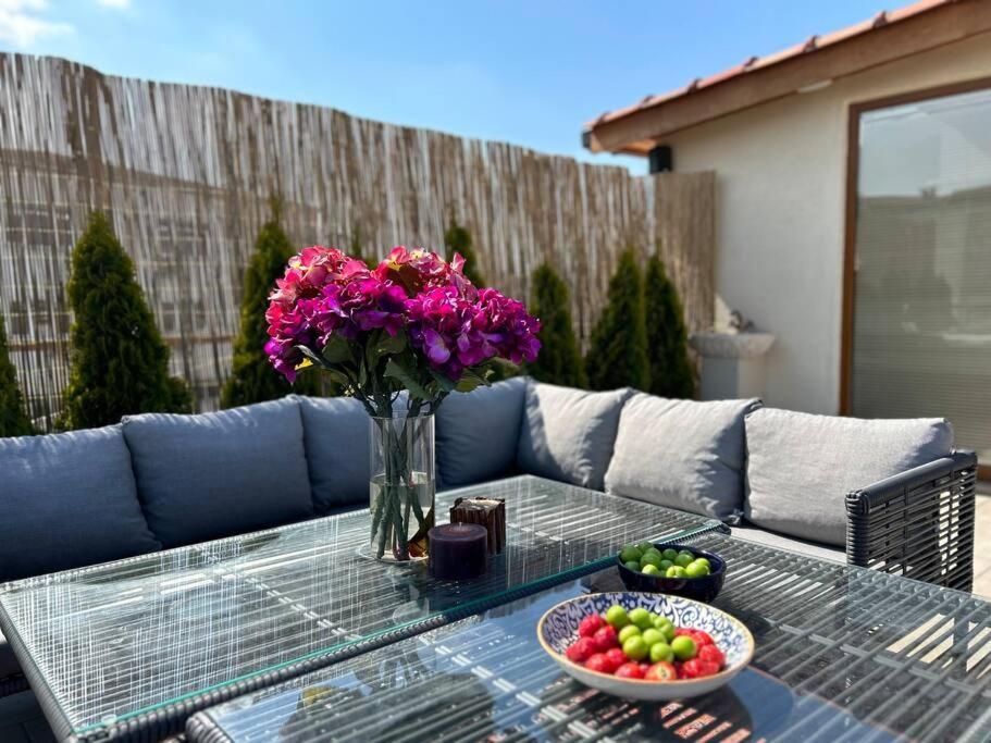 Apartment Waterfront Tiny House Bosphorus With Exceptional Terrace