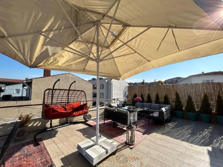 Apartment Waterfront Tiny House Bosphorus With Exceptional Terrace Istanbul