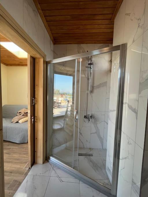 Waterfront Tiny House Bosphorus With Exceptional Terrace