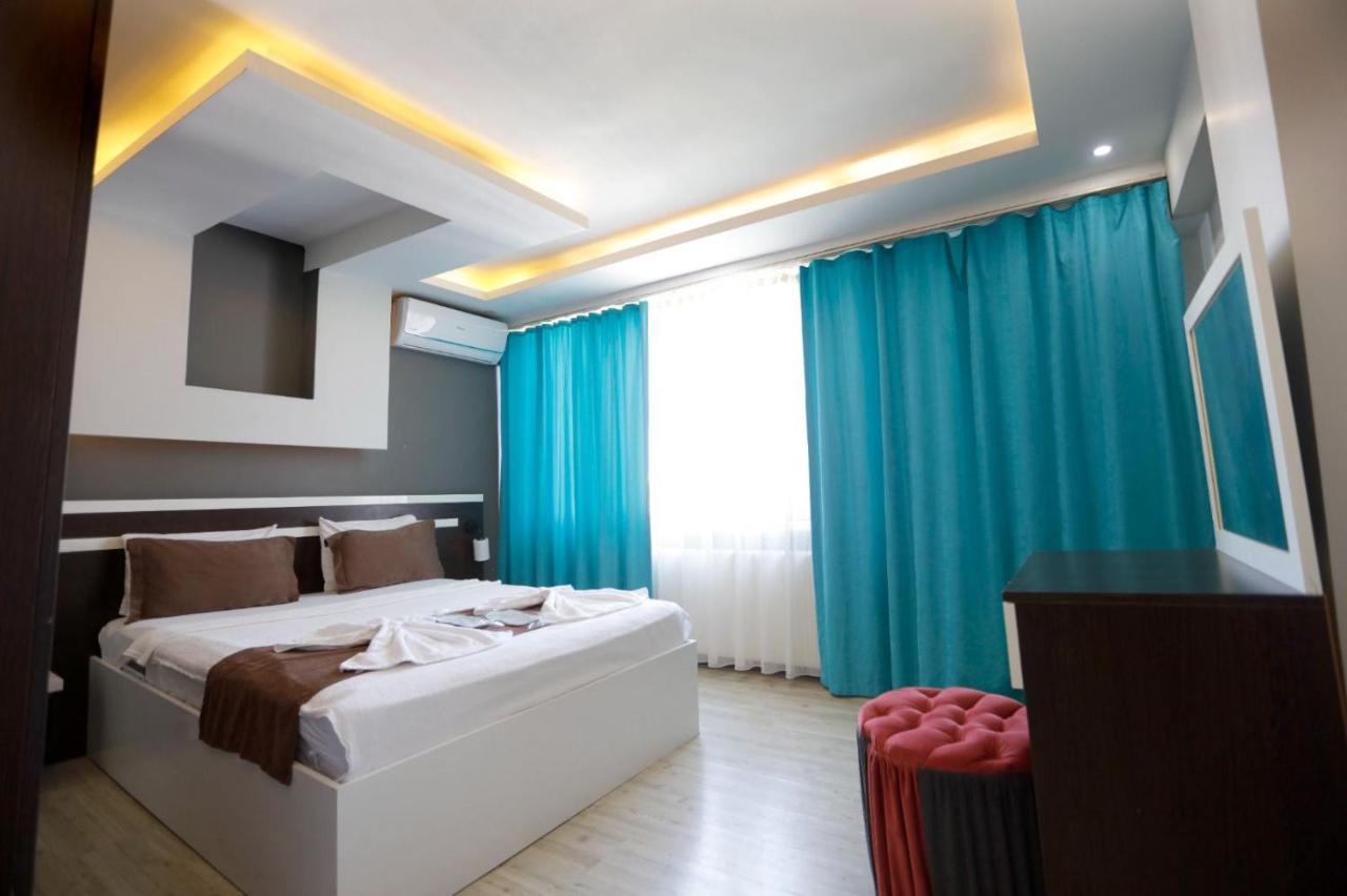 Sara Suit Aparthotel