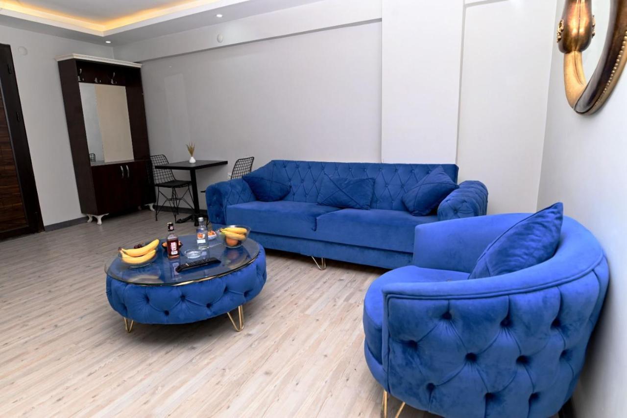 Sara Suit Aparthotel *