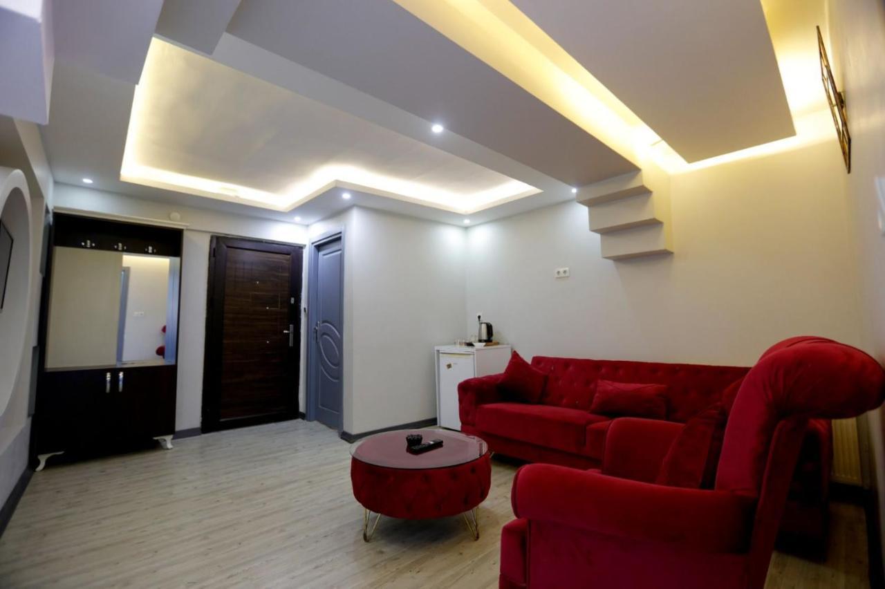 Sara Suit Aparthotel