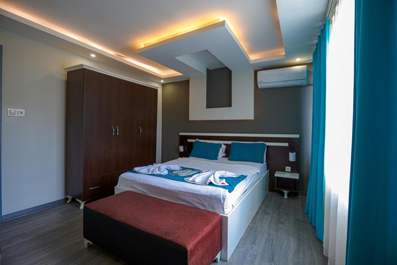Sara Suit Aparthotel