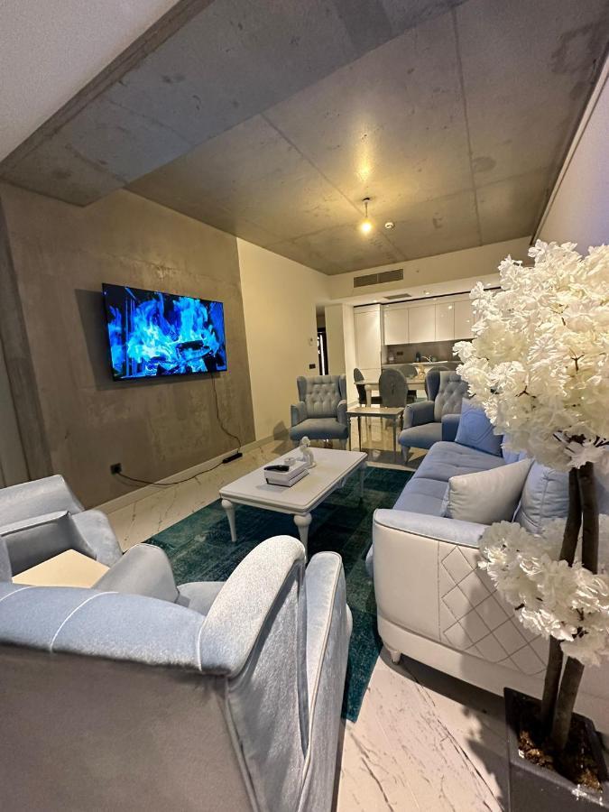Apartamento Sinpas Queen 40+ F-16 *