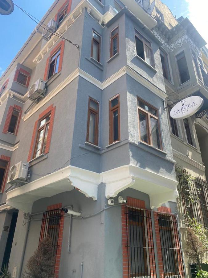 Aparthotel La Perla 3*