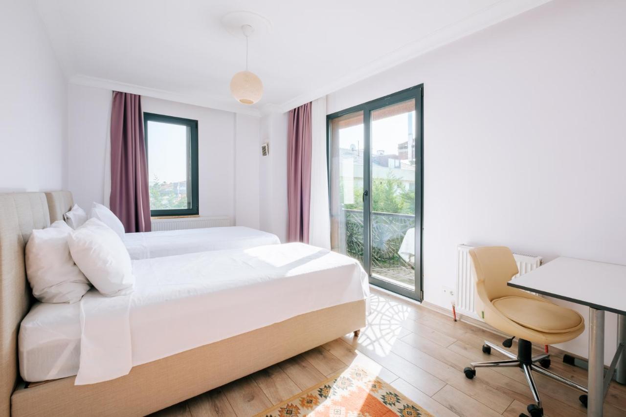 Chic W Pool Garden Fireplace In Sile Pousada Istambul