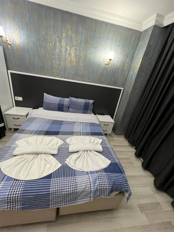 Metin Studiosand * Istanbul