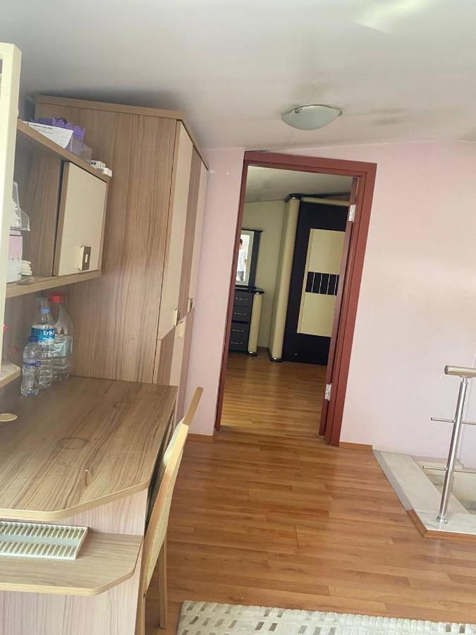 In Bahcelievler Hostel *
