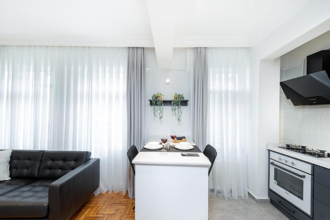 Apartment G&b Mansion *