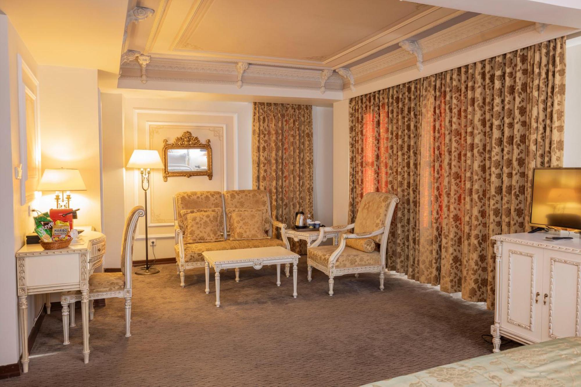 Anemon Koleksiyon Galata Hotel 4*