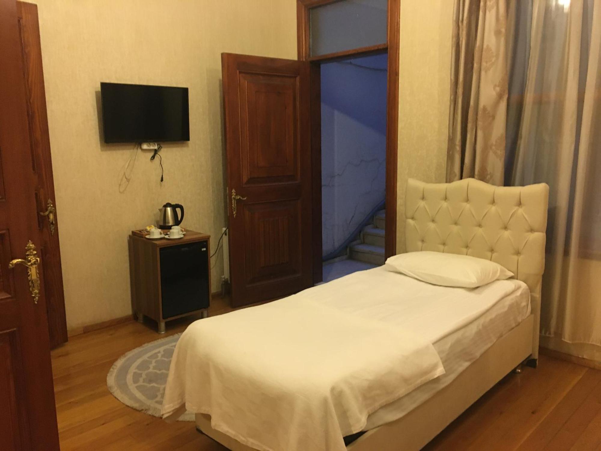 Bed & Breakfast Nuray 2*