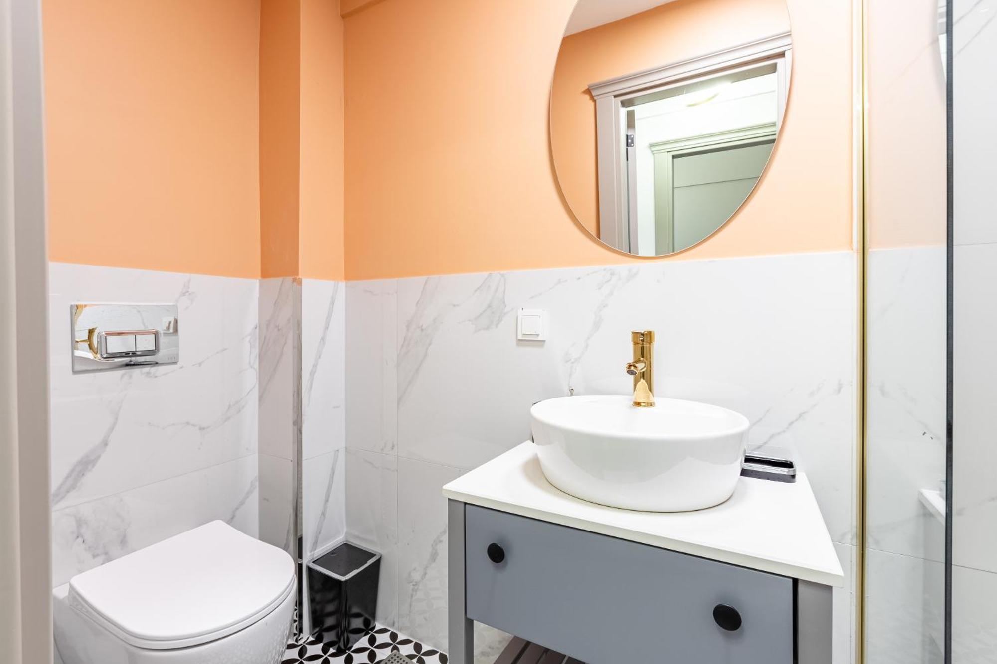 Apartment Kiztasi Apartments-orange And Blue Istanbul