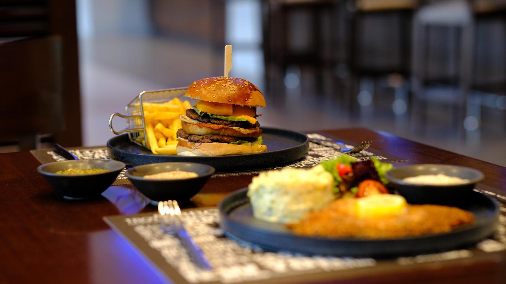 Fez Hotel 4*