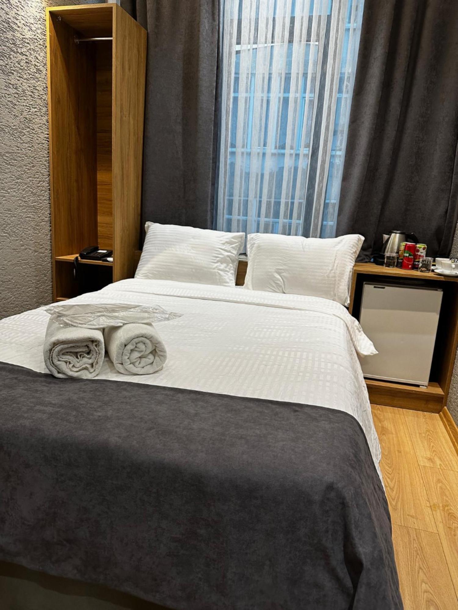 Daymonth Hotel *