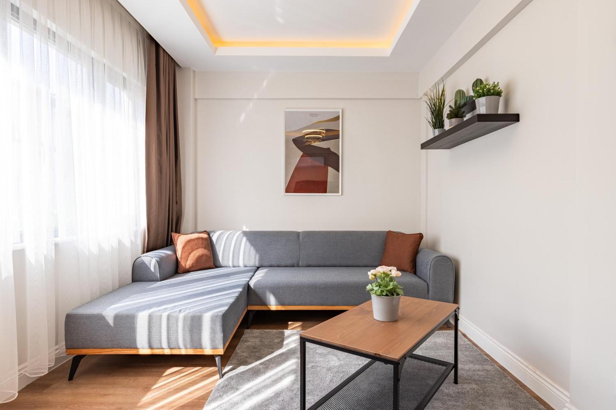 Kiztasi Apartments-orange And Blue Apartment *
