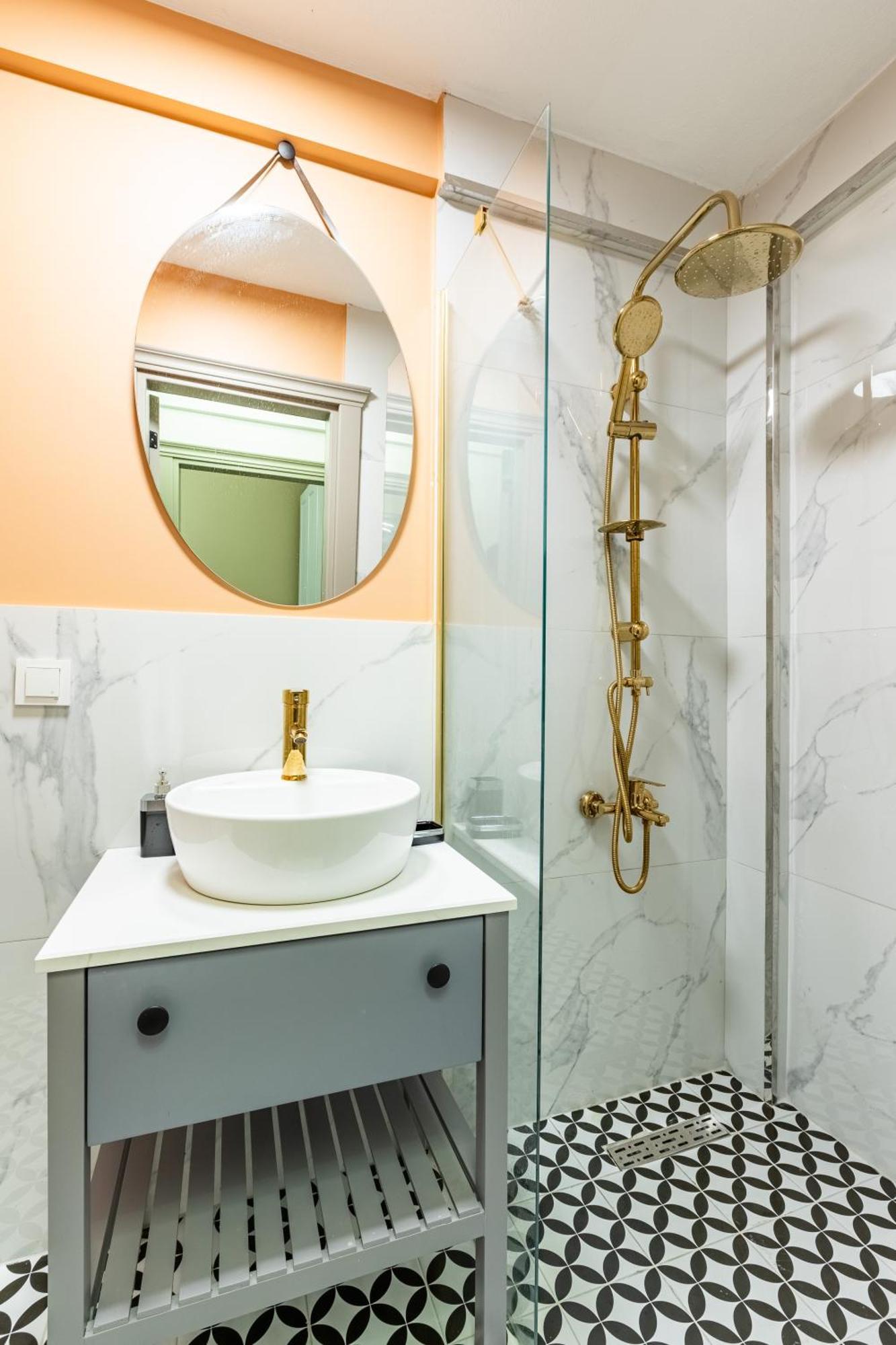 Kiztasi Apartments-orange And Blue * Istanbul