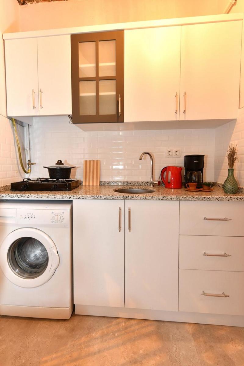 Historical & Retro House @central Of Taksim Apartment *
