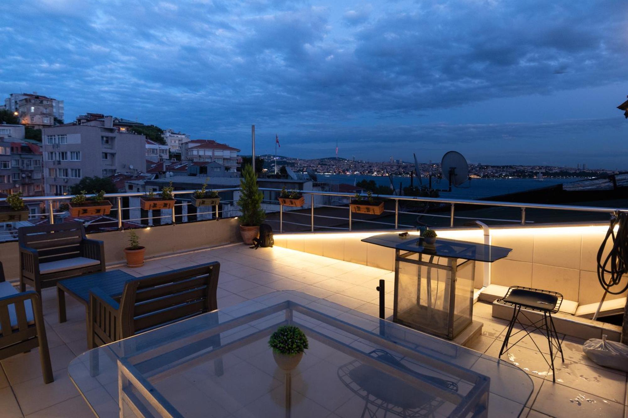 Apartment Luxury Flat W/exceptional Terrace & Bosphrous View *