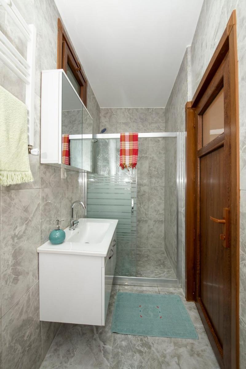 Historical Levantine Flat @heart Of Taksim *