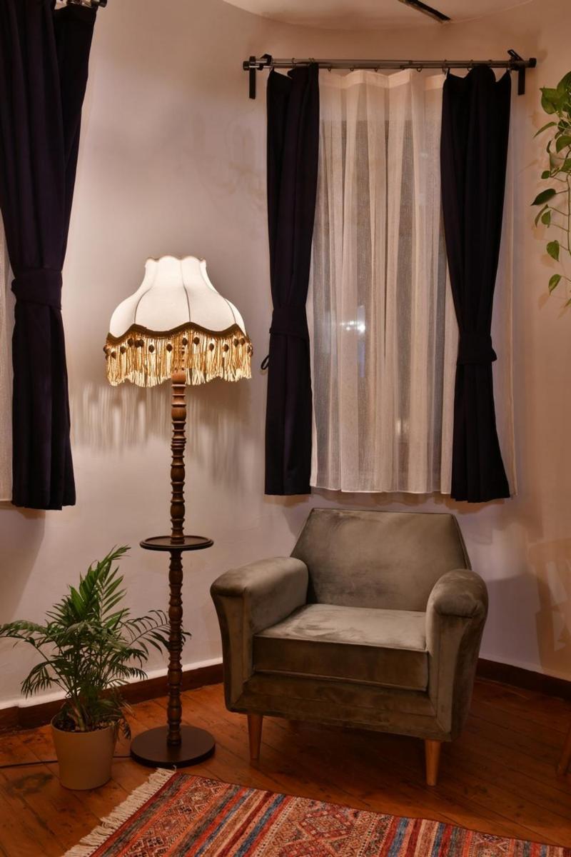Historical Levantine Flat @heart Of Taksim Apartment Istanbul