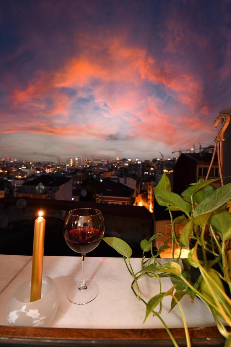 Historical Levantine Flat @heart Of Taksim