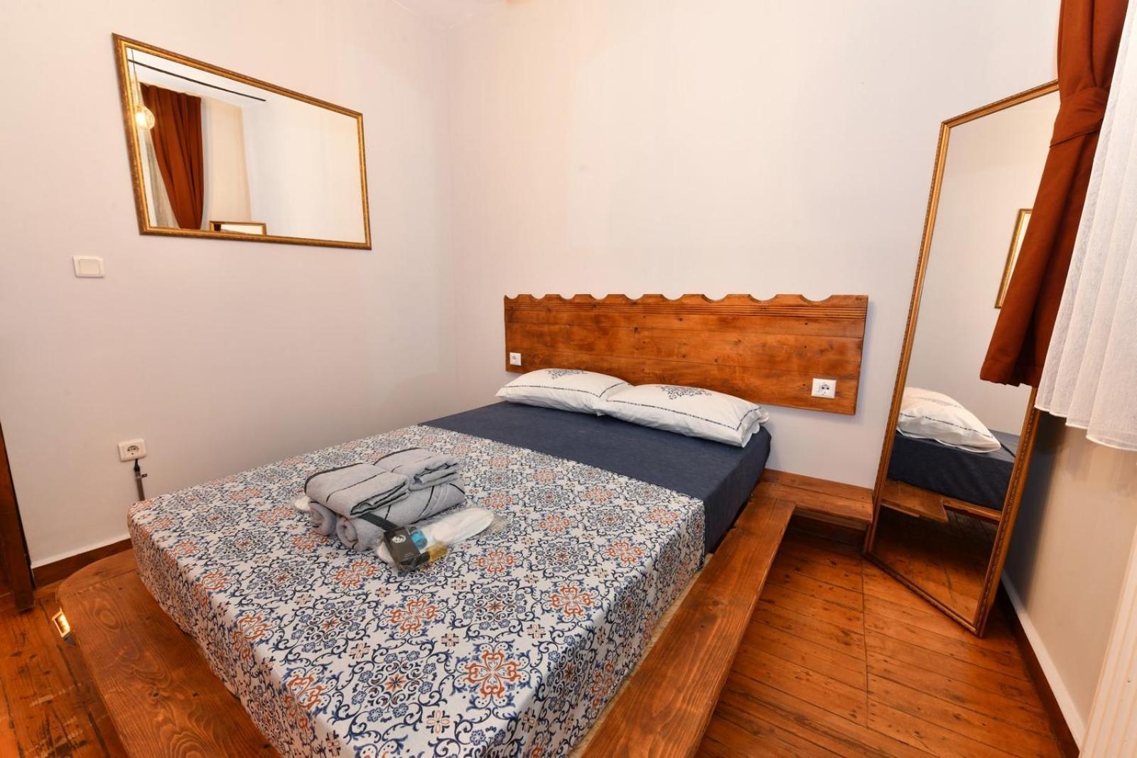 Historical Levantine Flat @heart Of Taksim *
