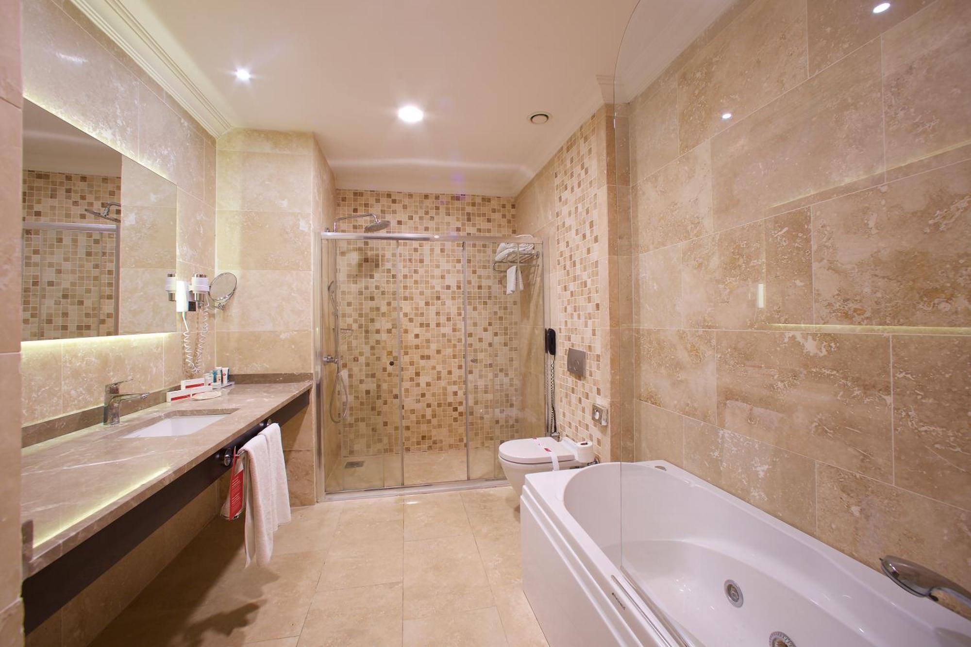 Otel Ramada Hotel&suites By Wyndham Merter İstanbul