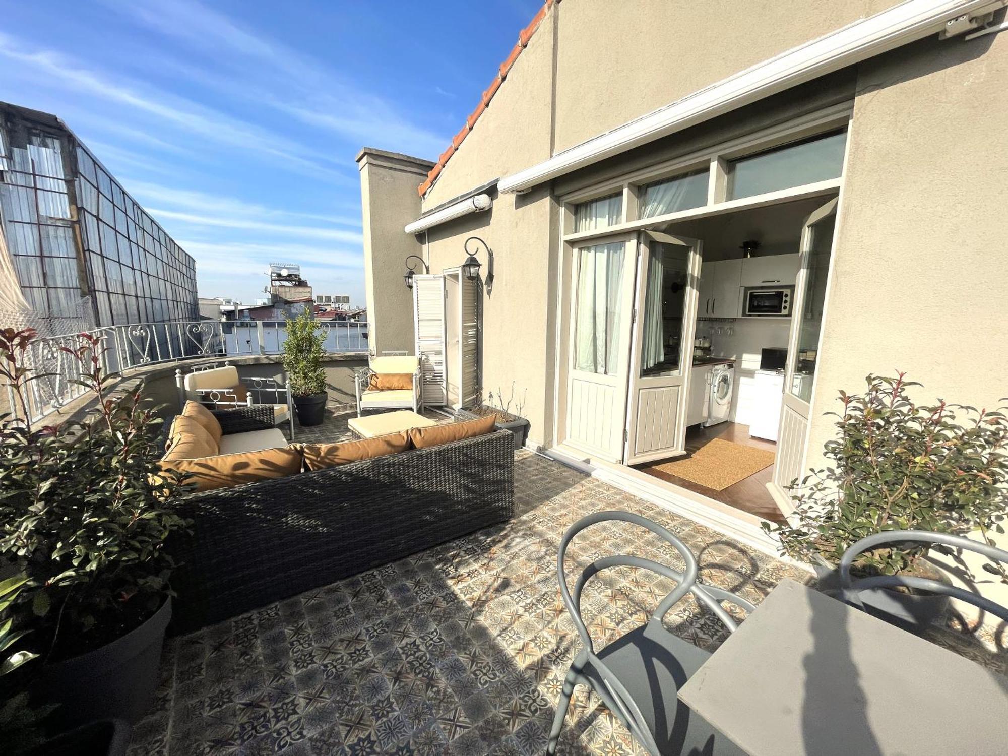 Fuga Constantinidis Apartment Istanbul