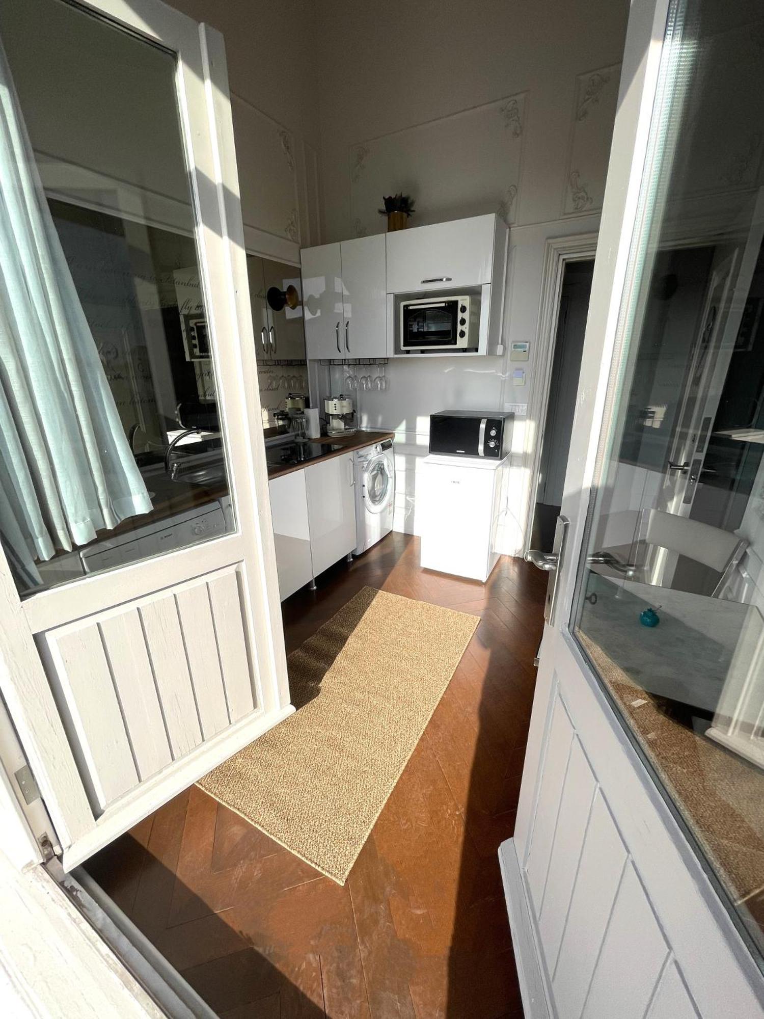 Apartment Fuga Constantinidis