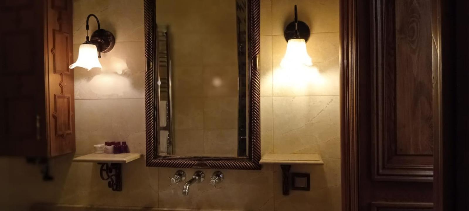 Aslan Apartment